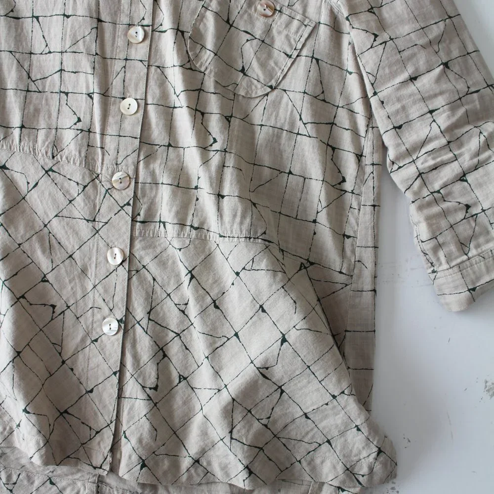 VINTAGE John Mark Geometrical Assymetrical Button Down Shirt Size Medium - Picture 4 of 4